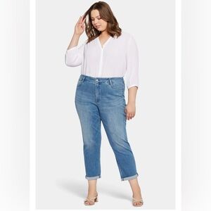NYDJ HR Girlfriend Jean- Sz 22W Petite